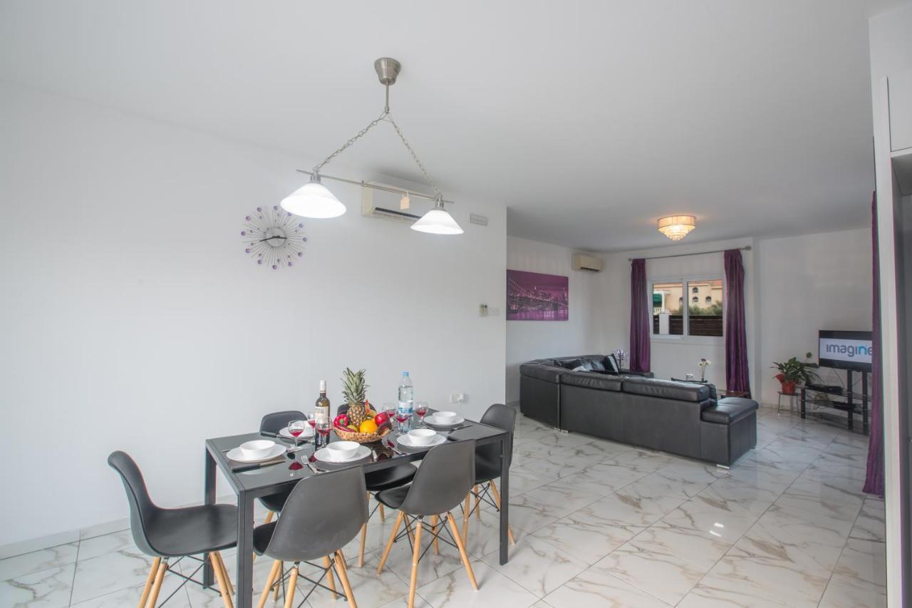 Broadway Villas Протарас Екстериор снимка