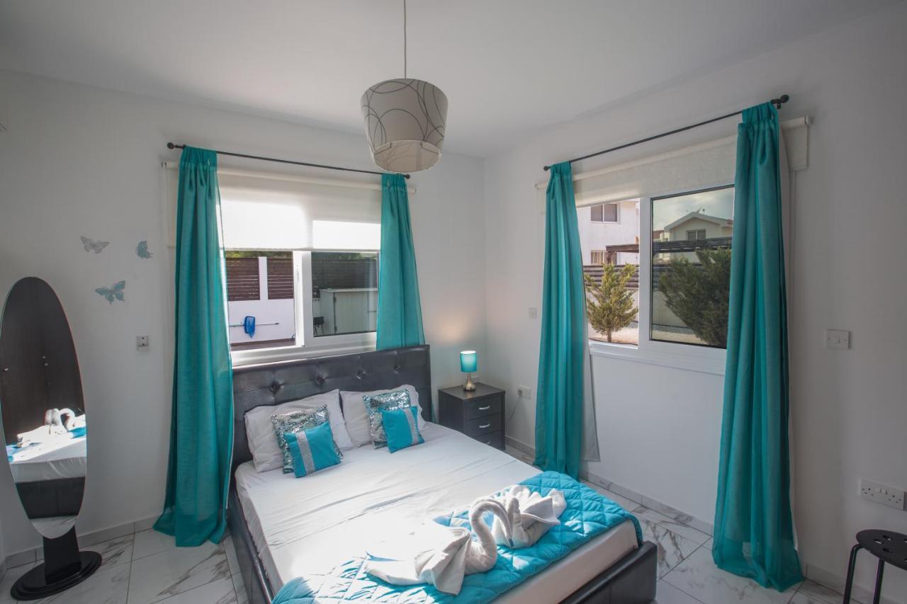 Broadway Villas Протарас Екстериор снимка